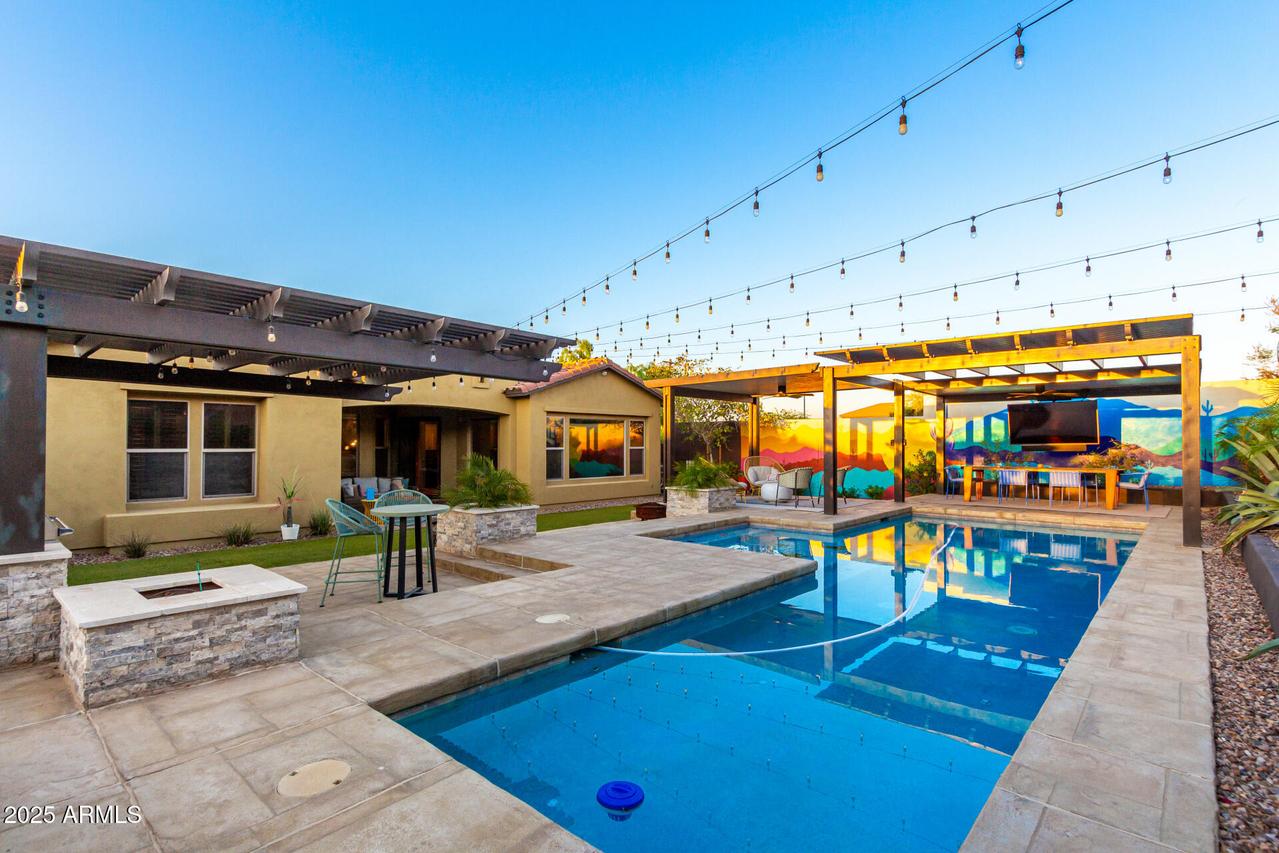 2335 E Allen St., Phoenix, AZ 85042