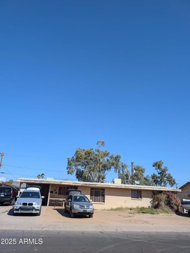 5520 W Clarendon Ave., Phoenix, AZ 85031