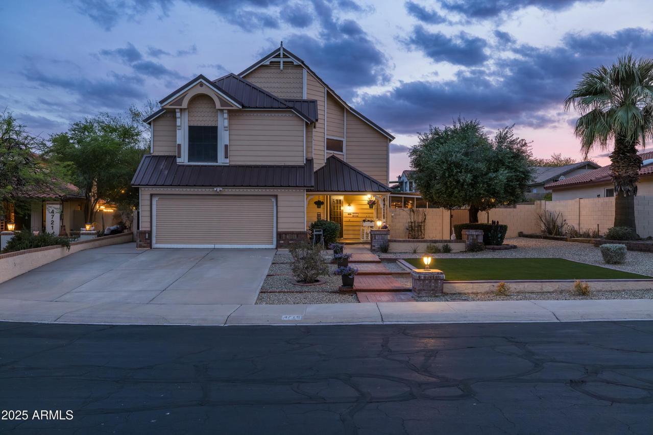 4715 E Carmen St., Phoenix, AZ 85044