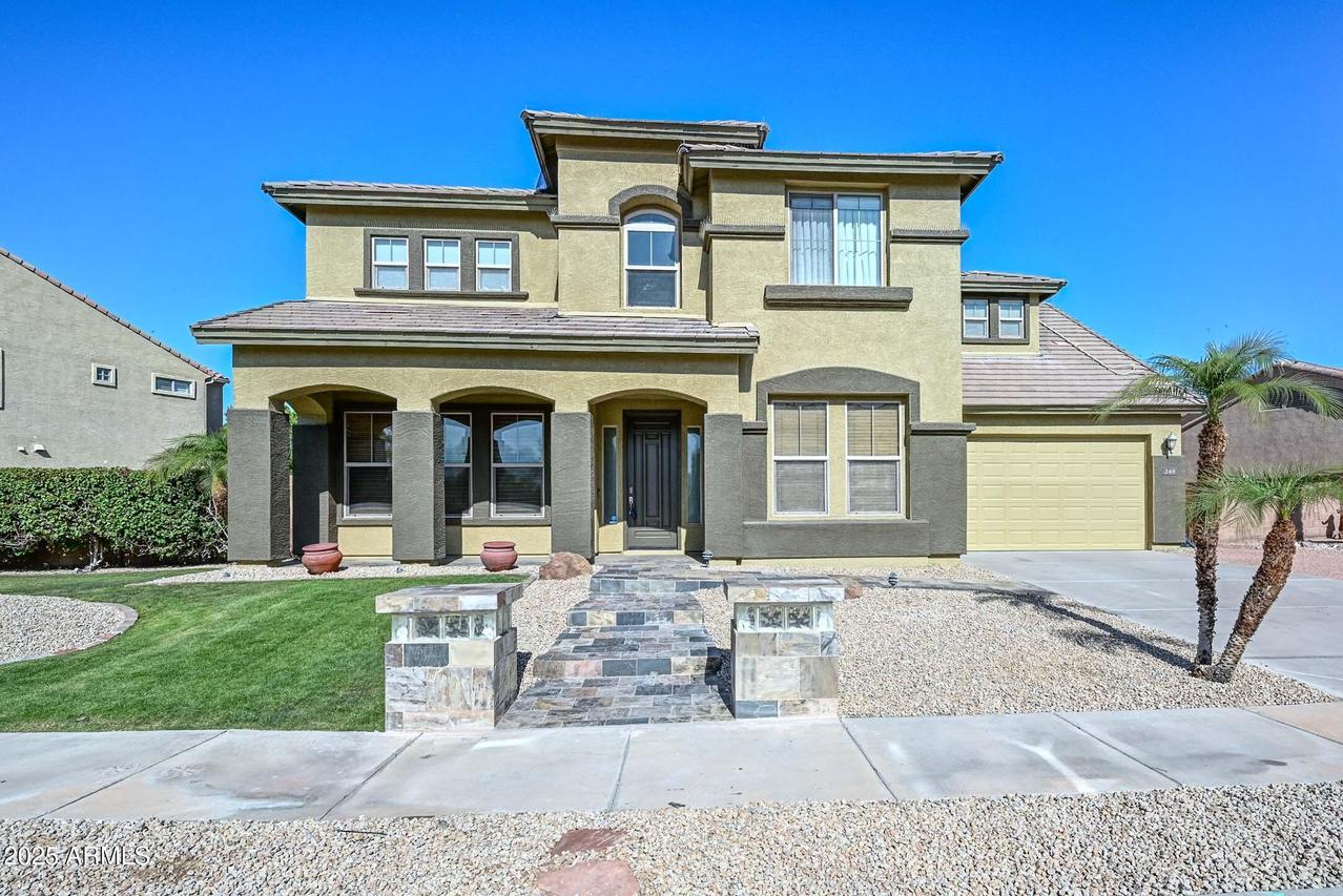 248 S 167th Dr., Goodyear, AZ 85338