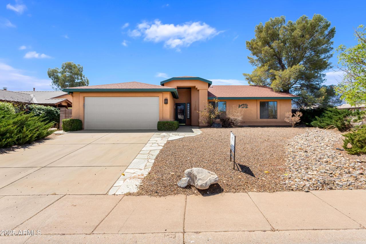 3226 Black Hawk Dr., Sierra Vista, AZ 85650