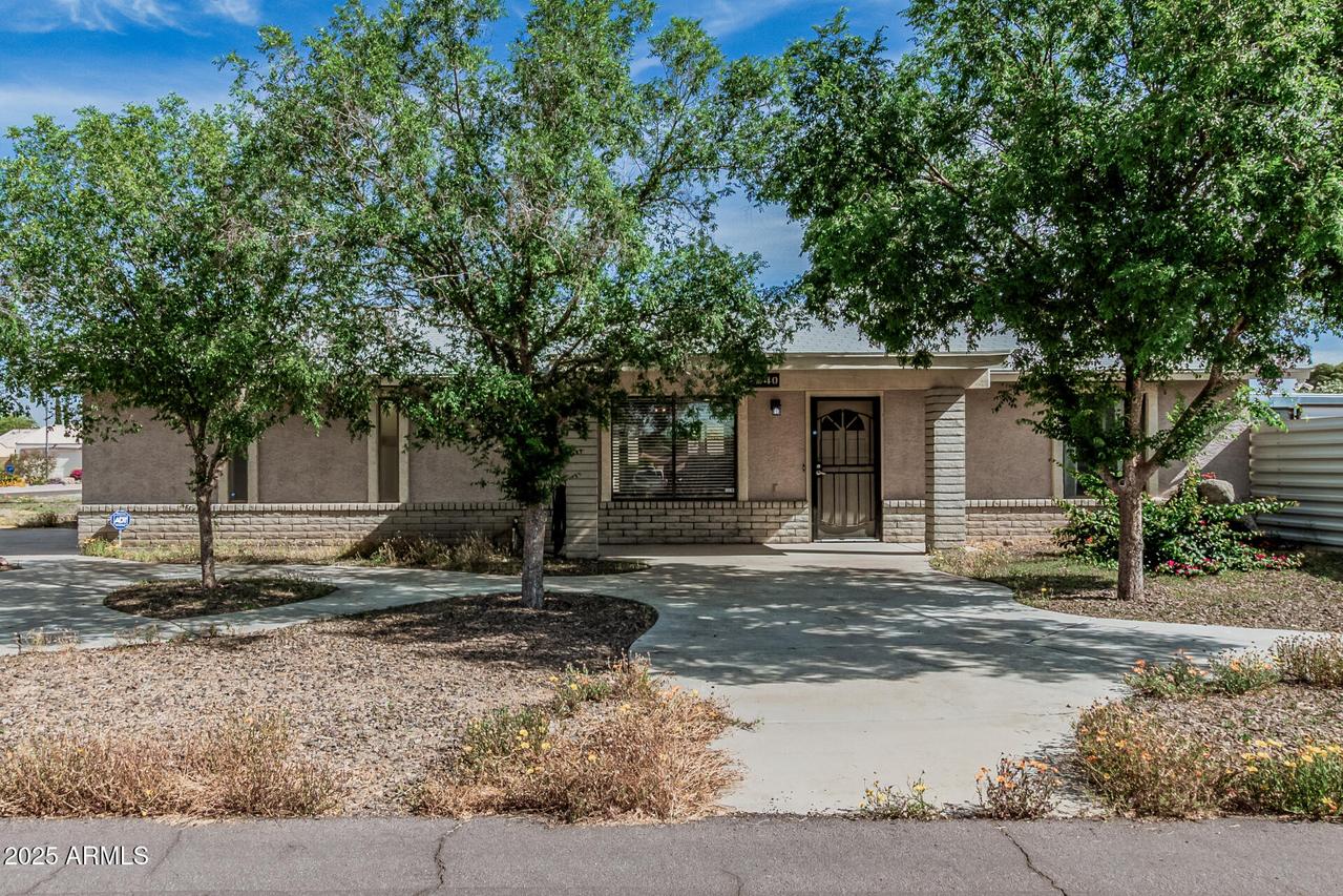 2640 E Campo Bello Dr., Phoenix, AZ 85032