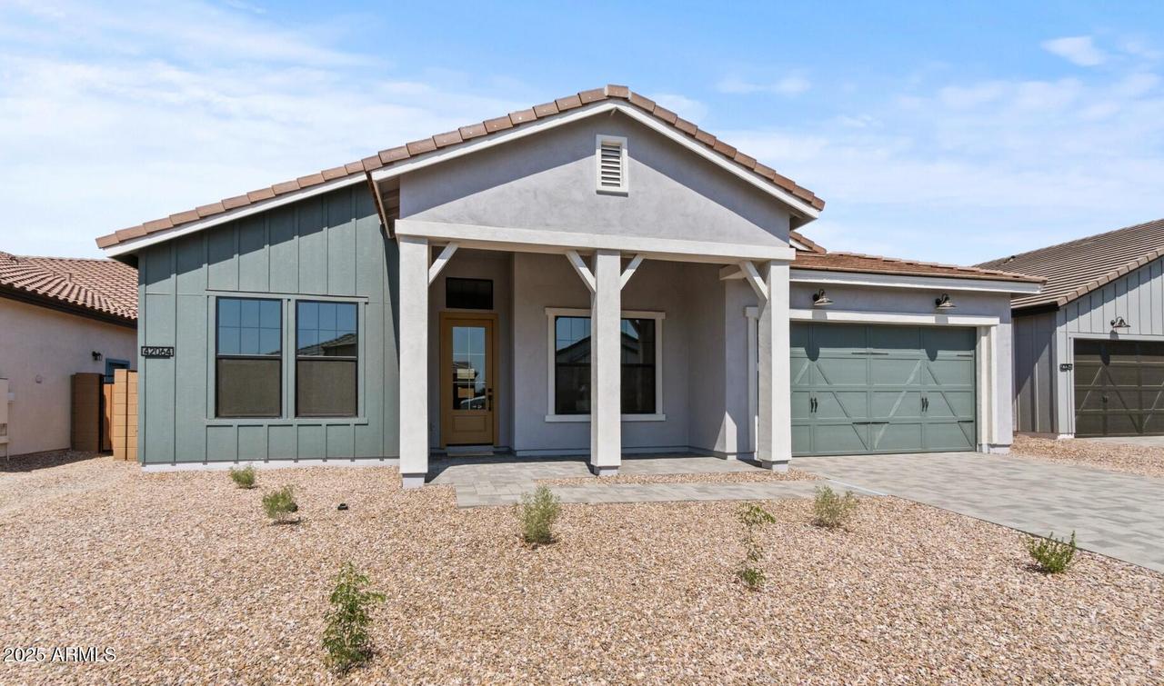 42064 N Golden Tr., San Tan Valley, AZ 85140