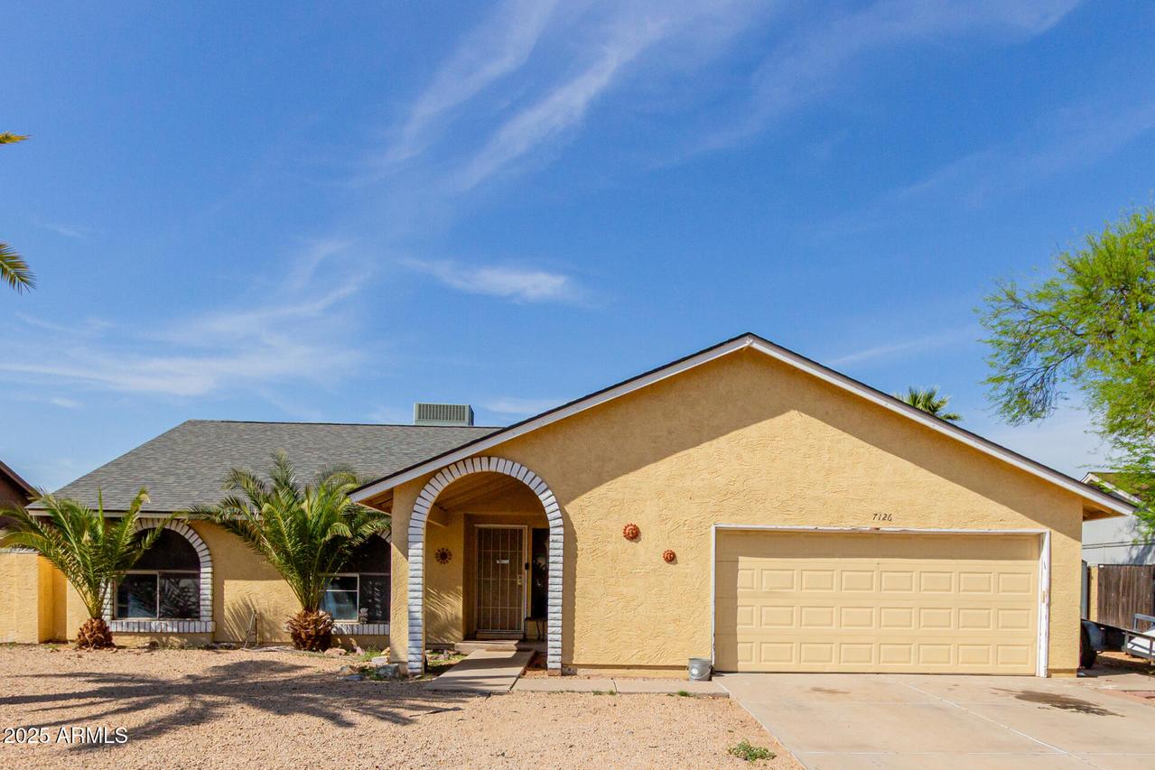 7126 W Jenan Dr., Peoria, AZ 85345