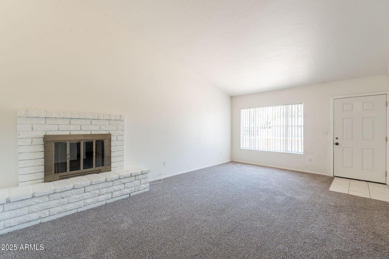 2515 S Maple Ave. #104, Tempe, AZ 85282