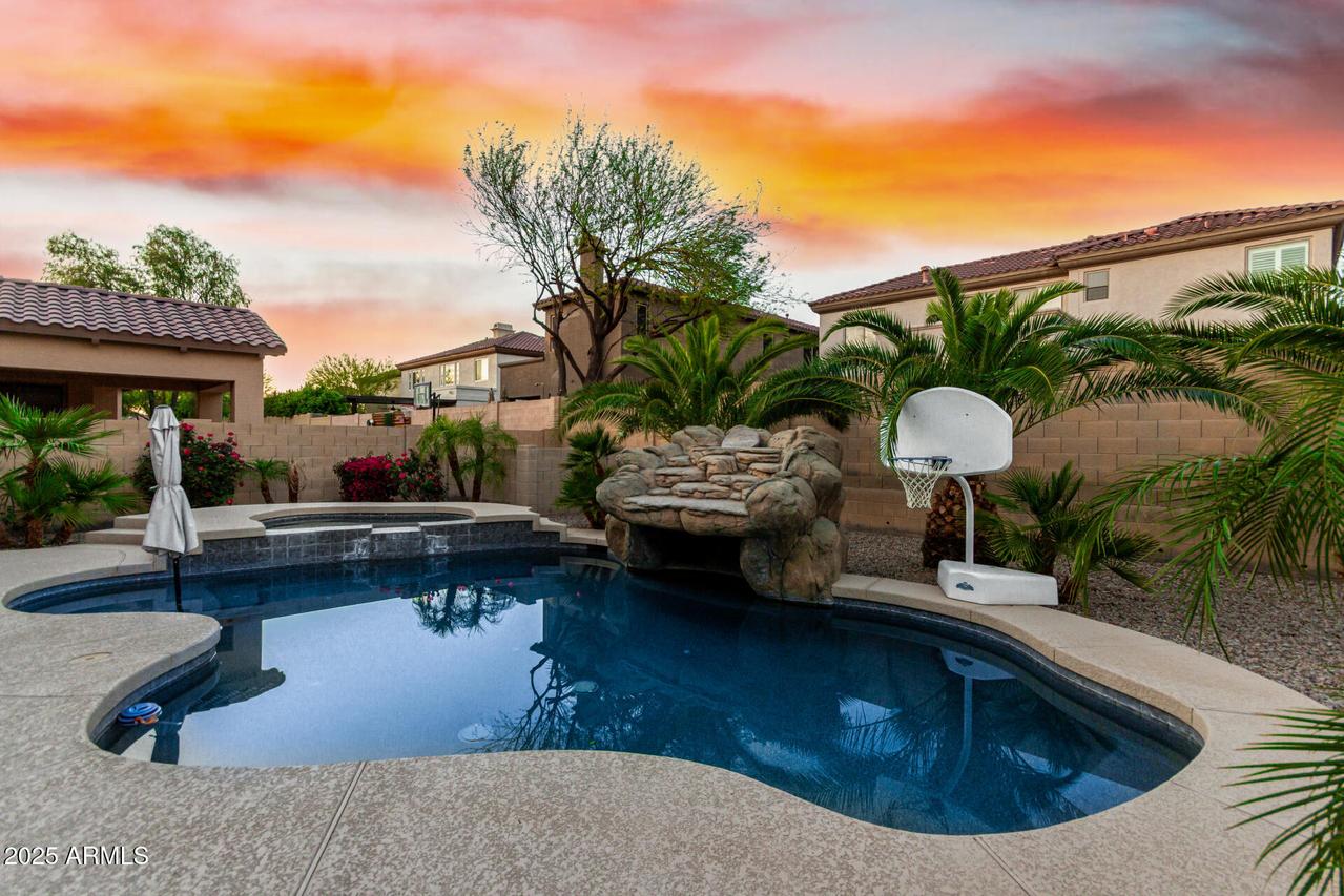 2018 W Whisper Rock Tr., Phoenix, AZ 85085