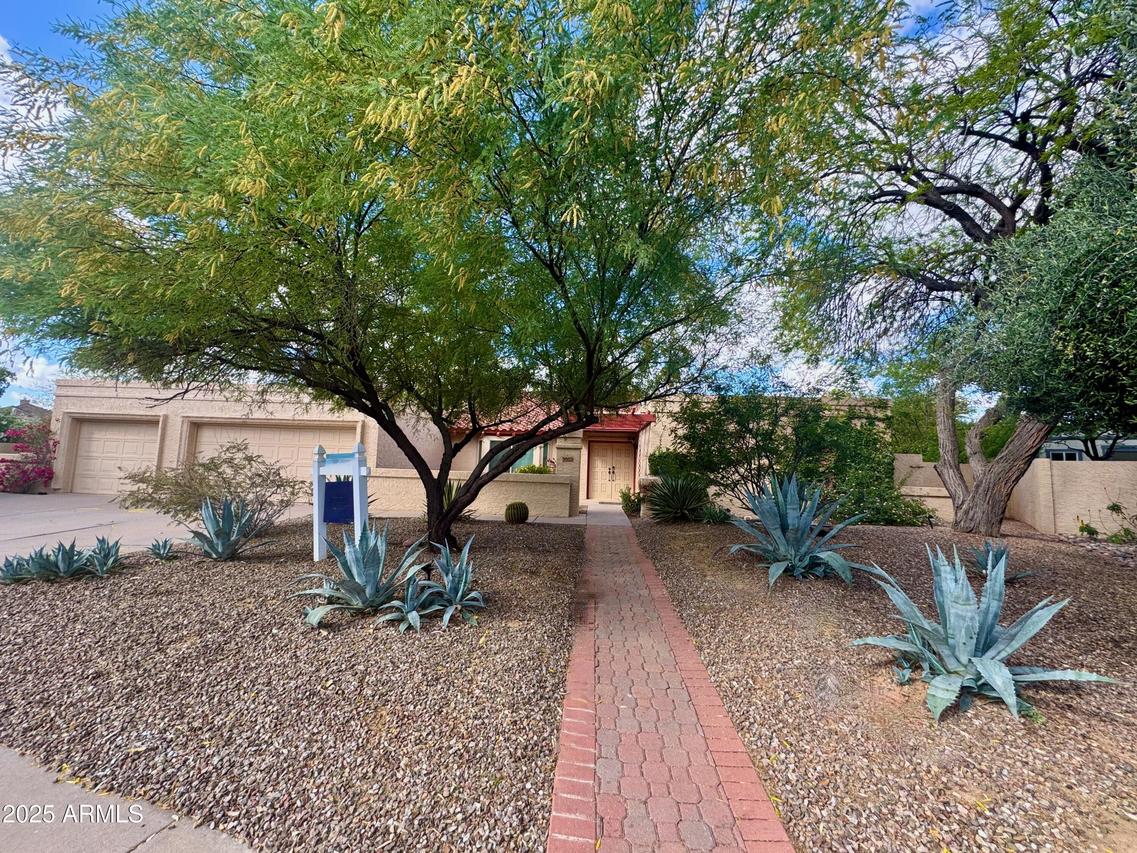 9802 N 77th St., Scottsdale, AZ 85258