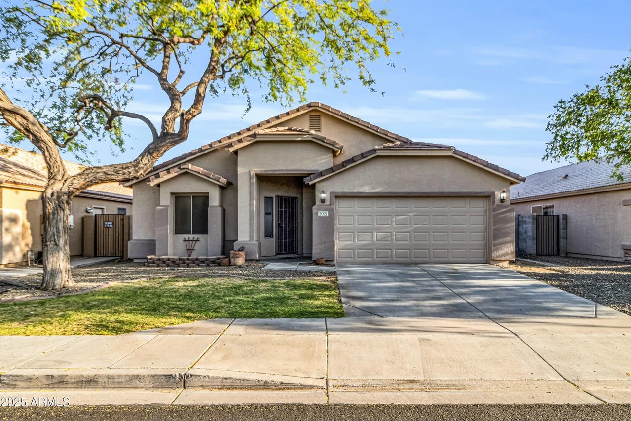 2021 E Caldwell St., Phoenix, AZ 85042