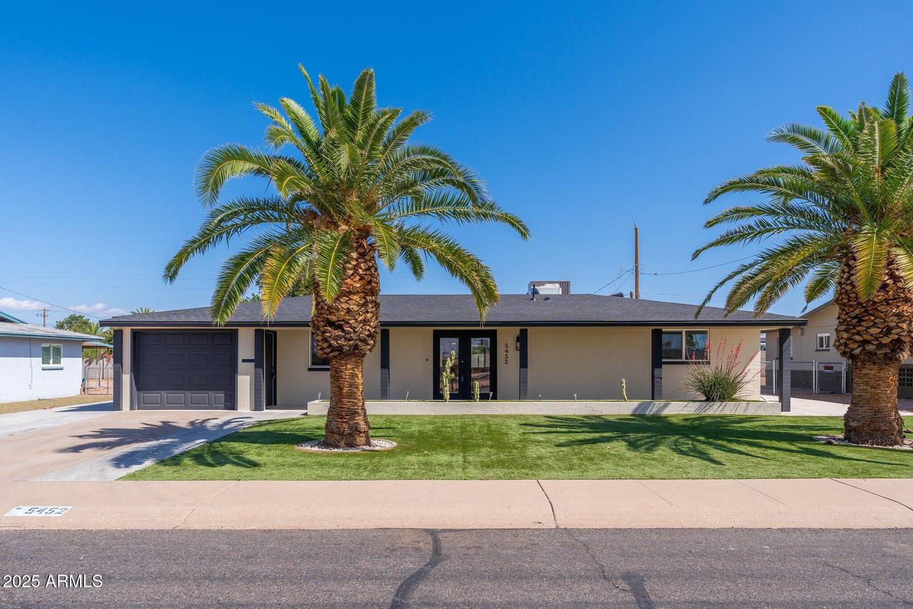5452 E University Dr., Mesa, AZ 85205