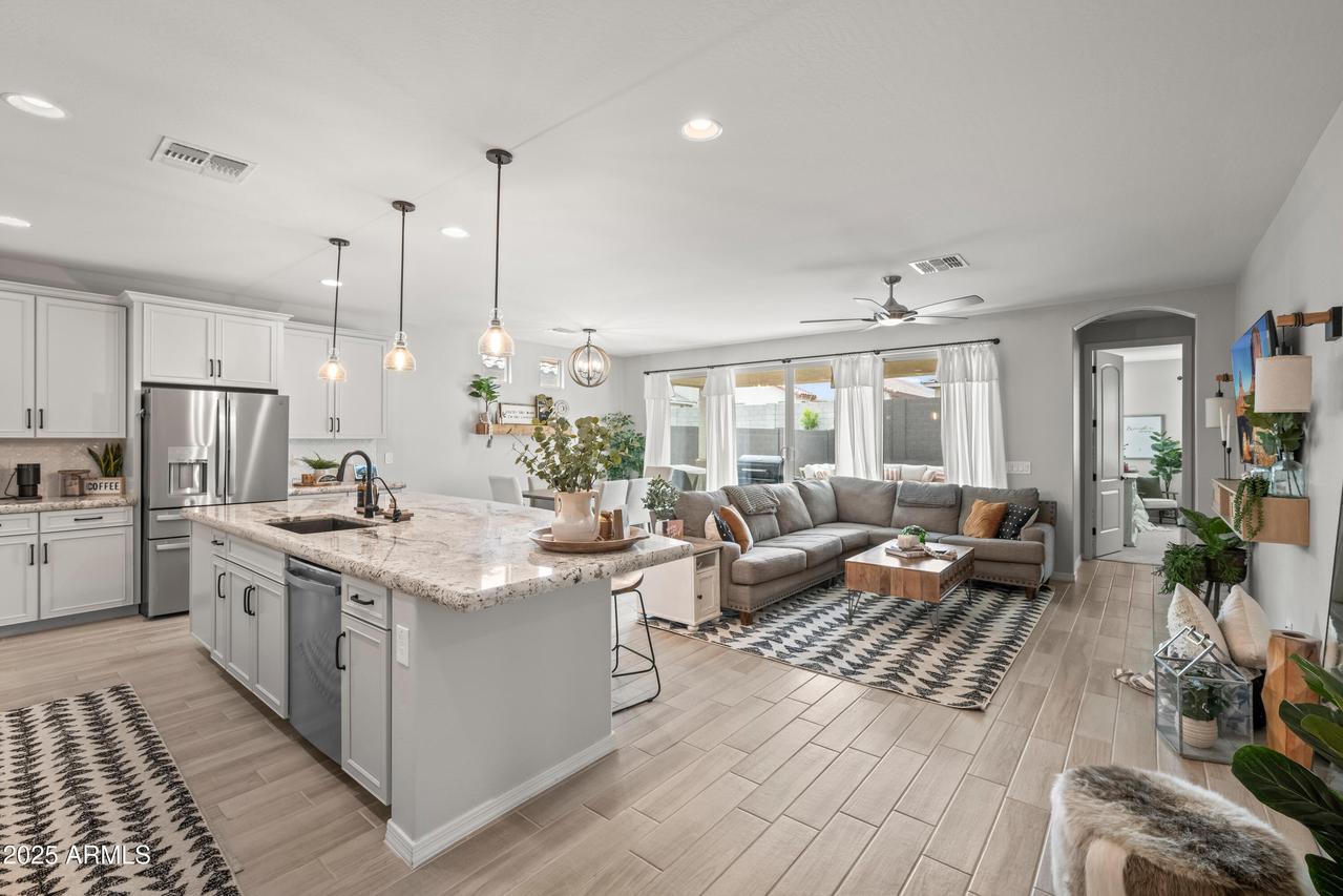 3505 W Verde River Rd., San Tan Valley, AZ 85144