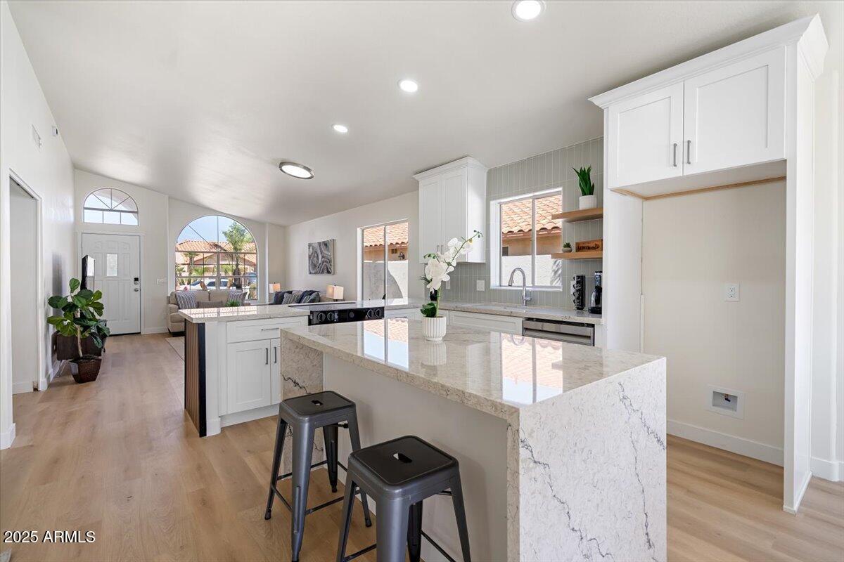 9829 W Mohawk Ln., Peoria, AZ 85382
