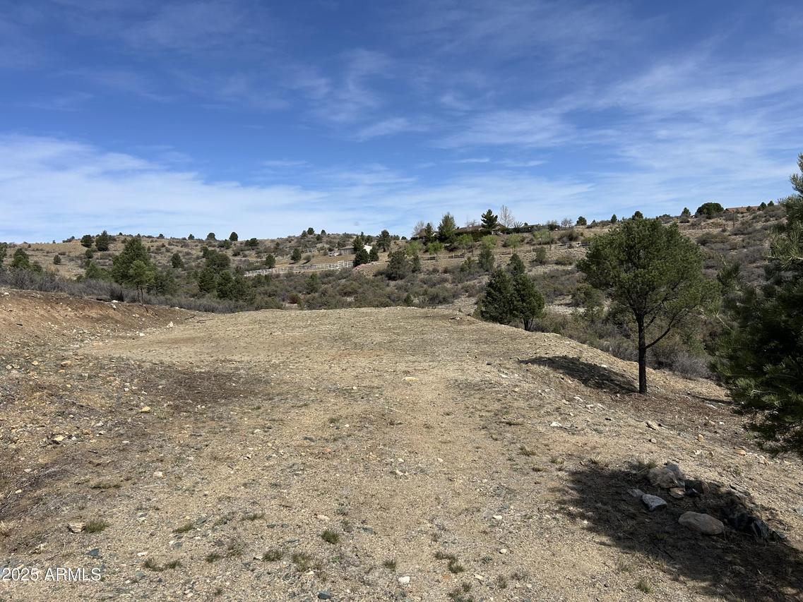 16776 W Trap Rd. #8, Peeples Valley, AZ 86332