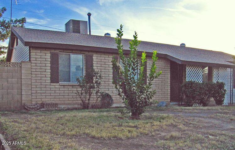 3545 E Friess Dr., Phoenix, AZ 85032