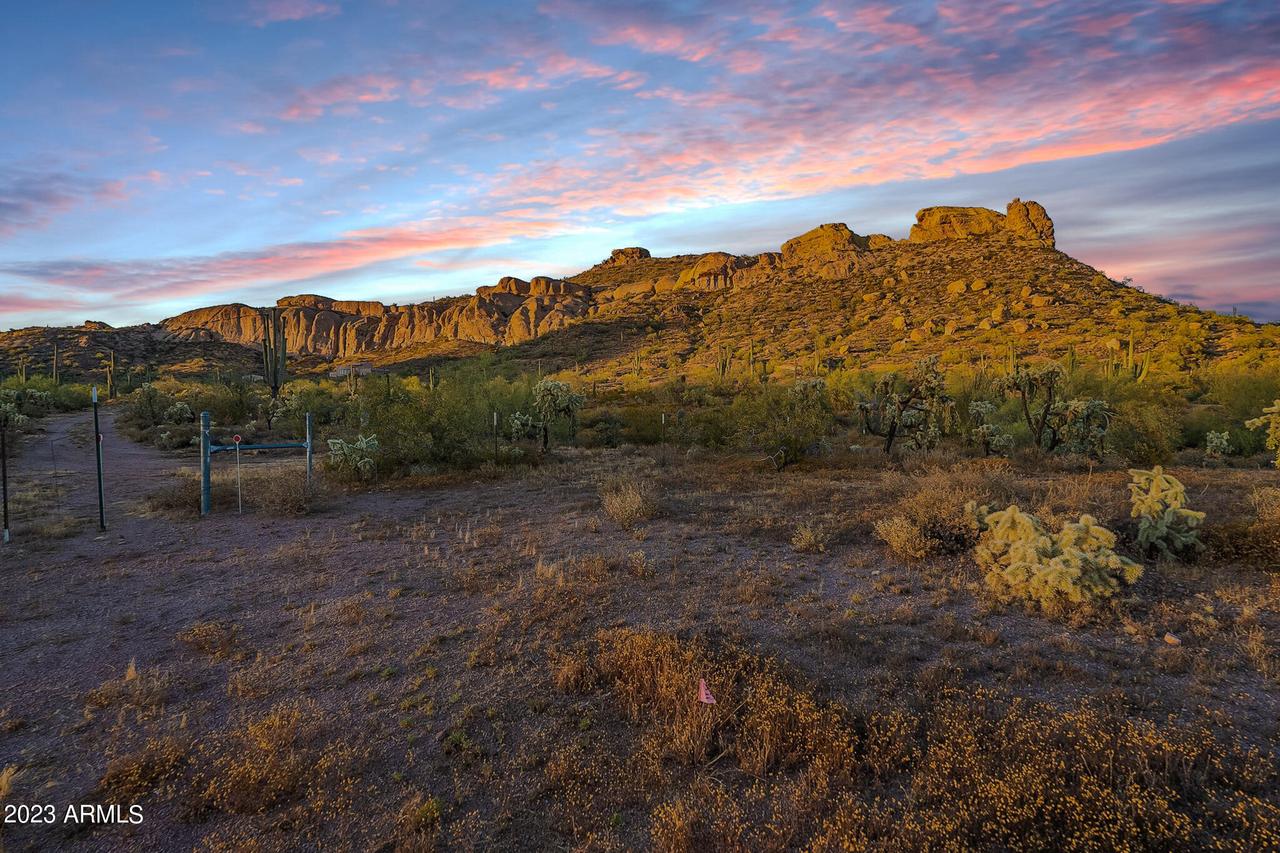 E Saddle Butte St. #Lot 1, Apache Junction, AZ 85118