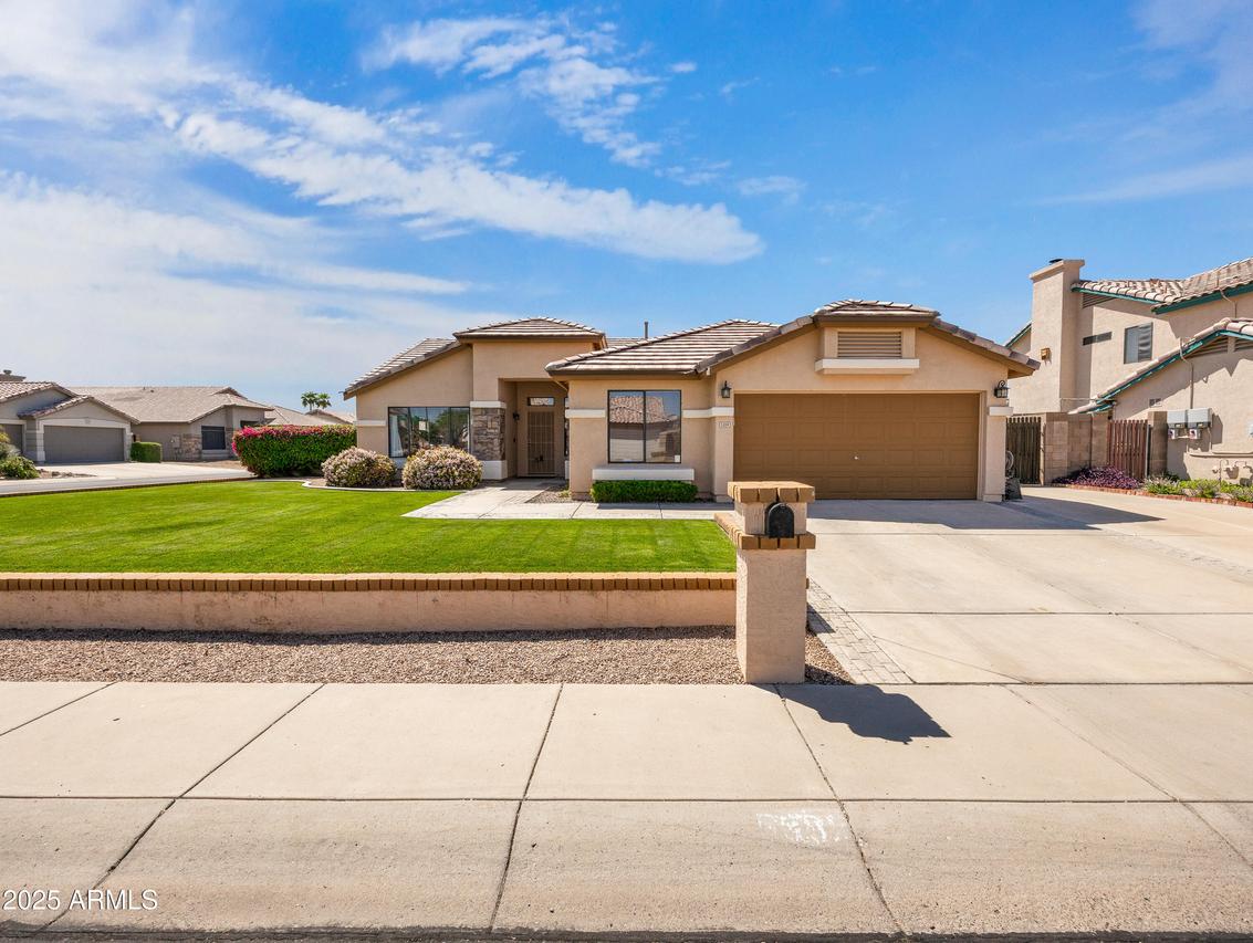 5359 W Villa Rita Dr., Glendale, AZ 85308