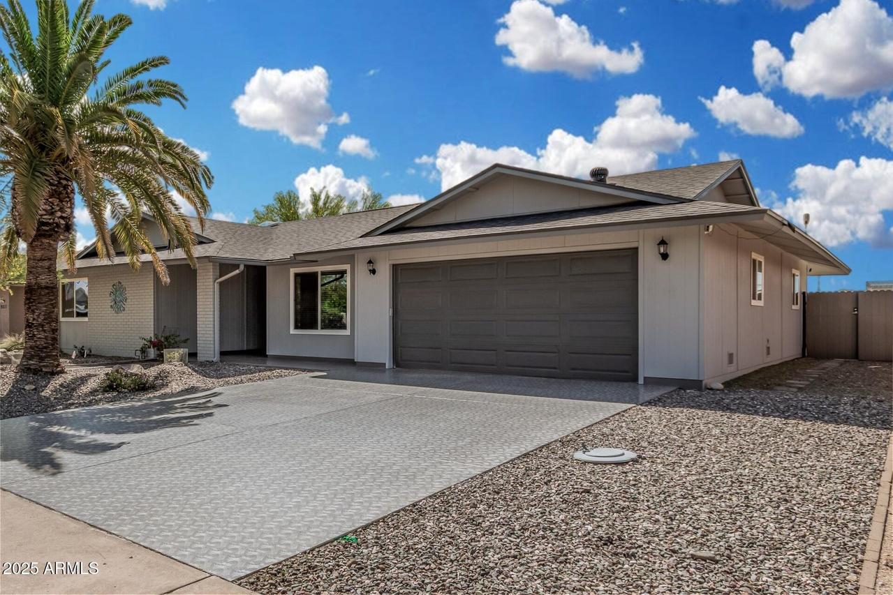 9835 W Wrangler Dr., Sun City, AZ 85373