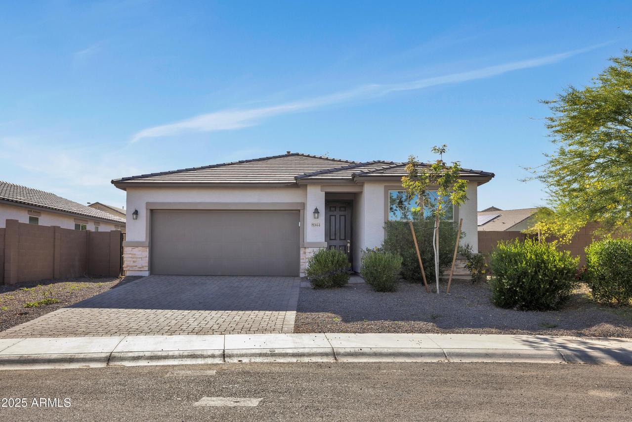 8944 N 180th Dr., Waddell, AZ 85355