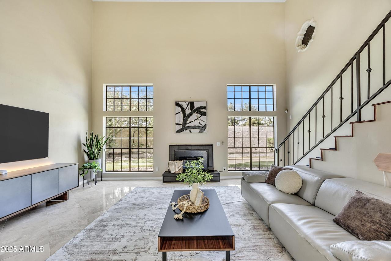 15239 N 50th Pl., Scottsdale, AZ 85254