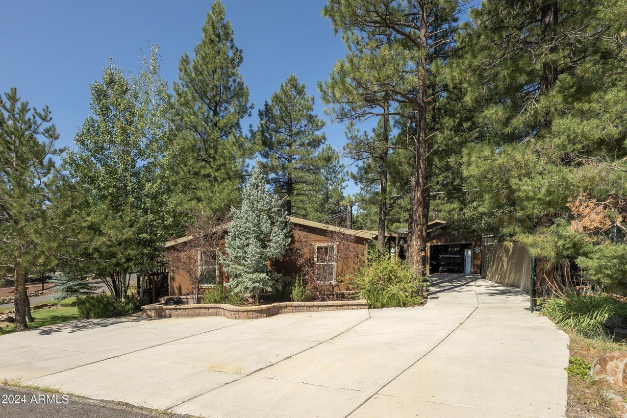 320 E San Felipe Pl., Munds Park, AZ 86017