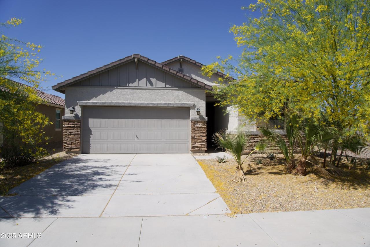 17926 W Jessie Ln., Surprise, AZ 85387
