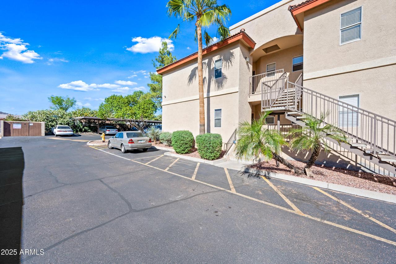 10410 N Cave Creek Rd. #1100, Phoenix, AZ 85020