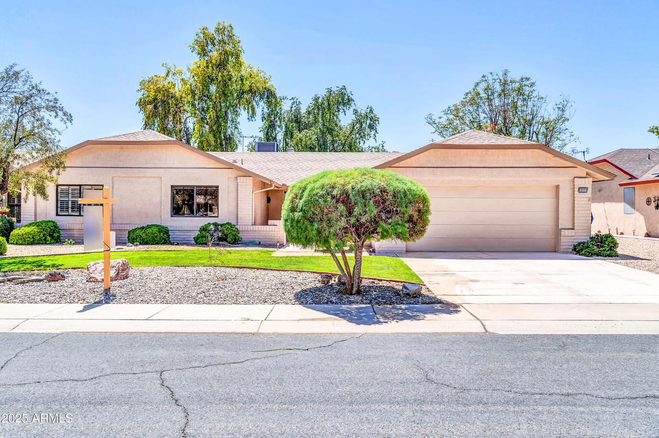 14151 W Yosemite Dr., Sun City West, AZ 85375