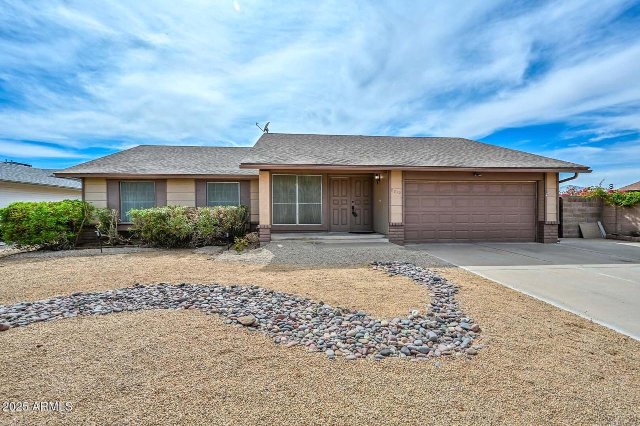 8812 N 105th Ave., Peoria, AZ 85345