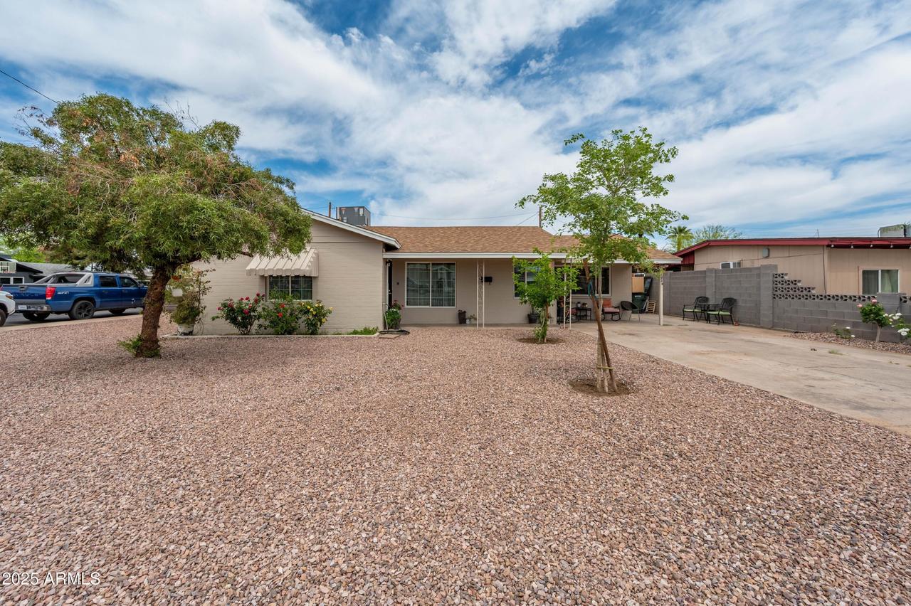 1934 W Colter St., Phoenix, AZ 85015
