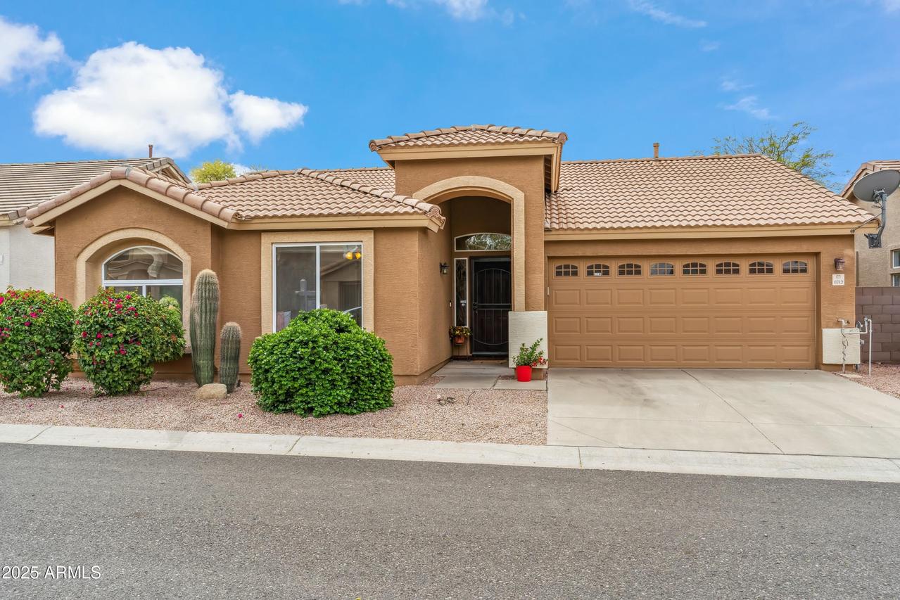 6713 E Riverdale St., Mesa, AZ 85215