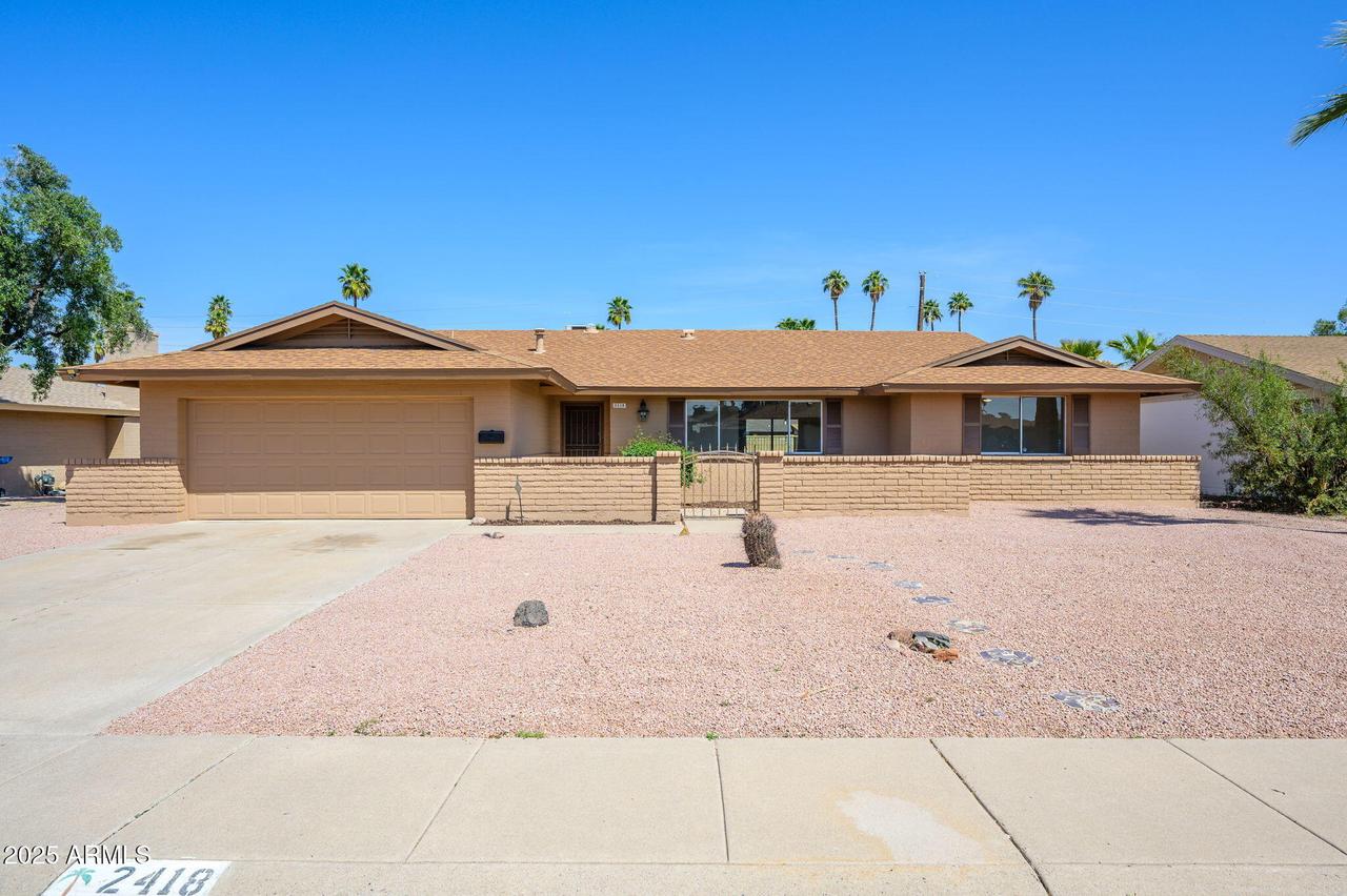 2418 E Huntington Dr., Tempe, AZ 85282