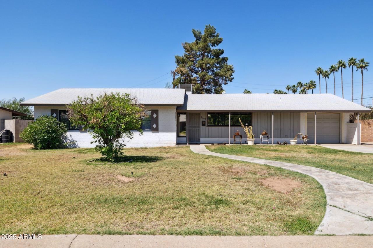 2740 N 21st Dr., Phoenix, AZ 85009