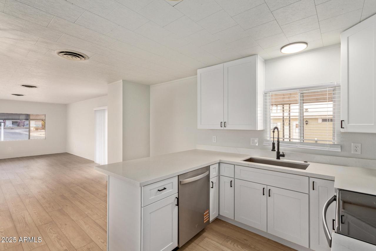 714 S 86th Pl., Mesa, AZ 85208