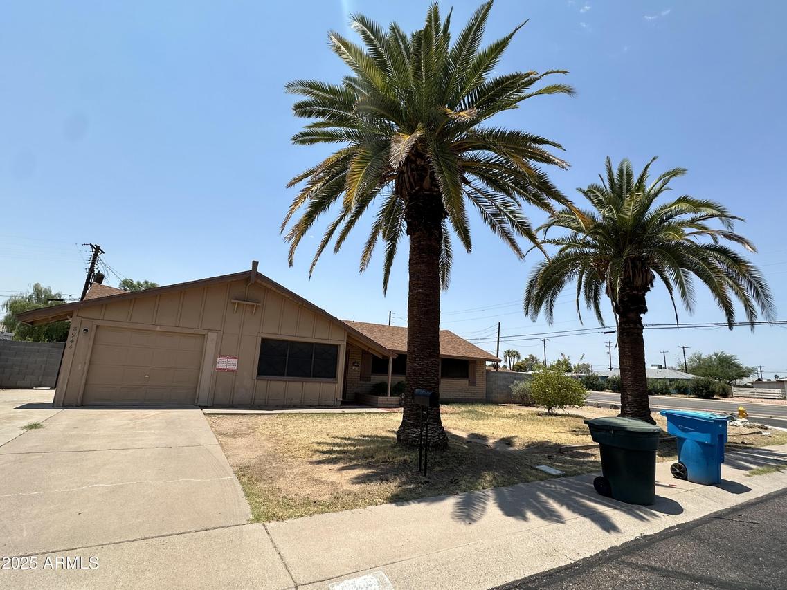 8944 N 17th Ln., Phoenix, AZ 85021