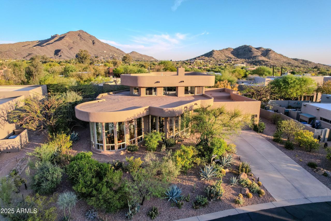 5667 E Sugarloaf Tr., Cave Creek, AZ 85331
