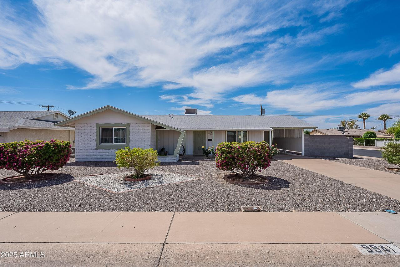 9941 W Desert Hills Dr., Sun City, AZ 85351