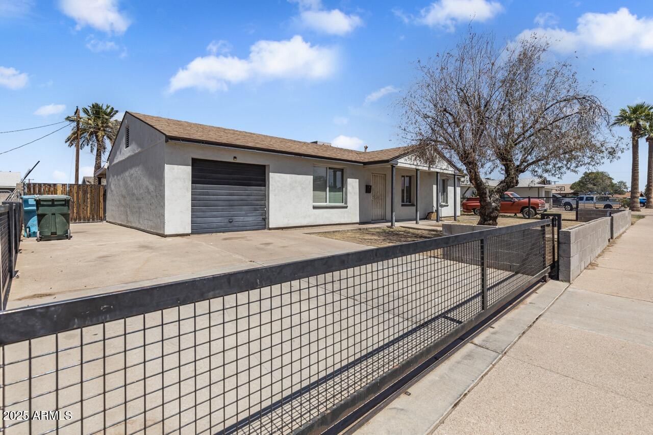 7720 W Indianola Ave., Phoenix, AZ 85033