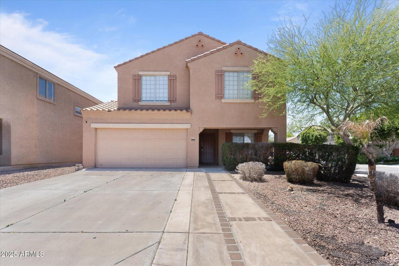 10939 W Meadowbrook Ave., Phoenix, AZ 85037