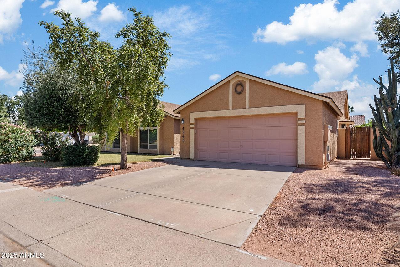 4949 E Gary St., Mesa, AZ 85205