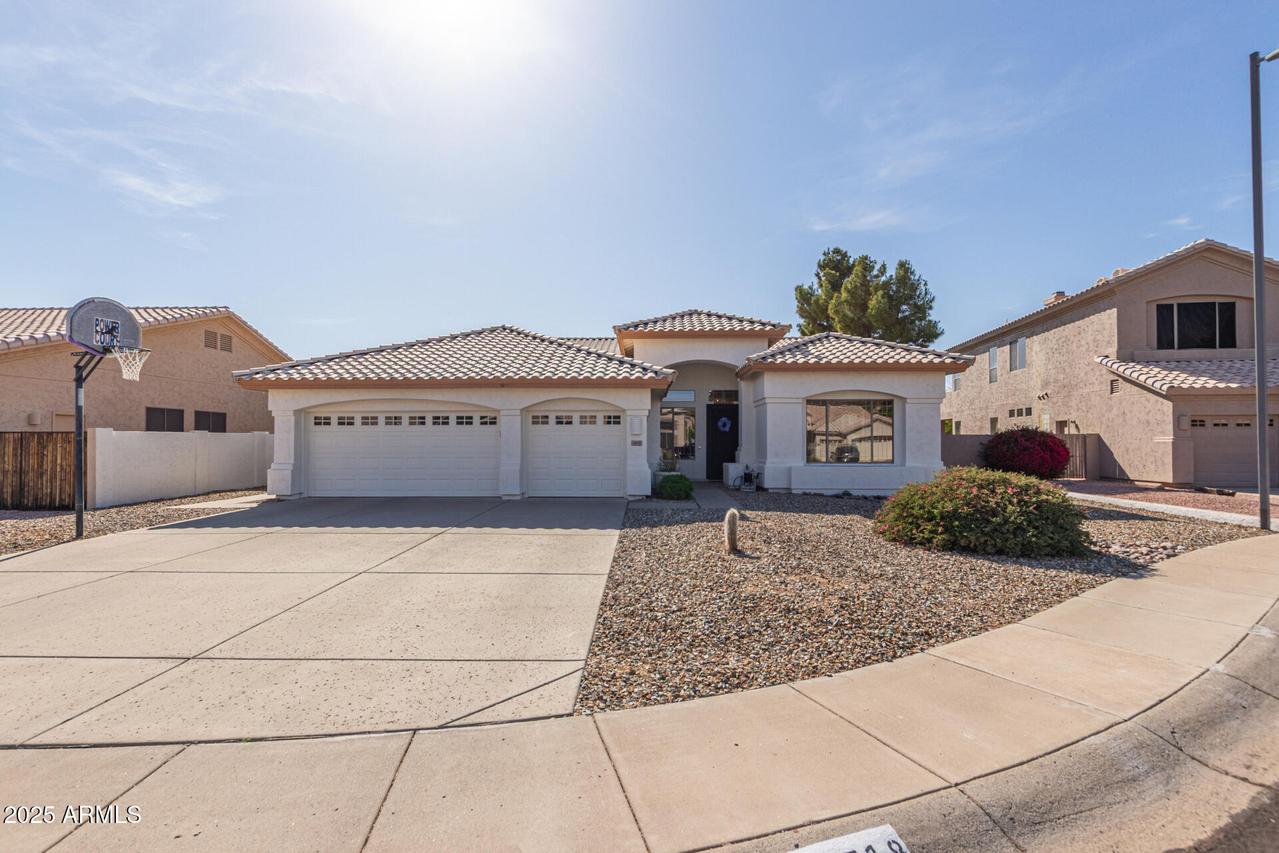 20718 N 58th Dr., Glendale, AZ 85308