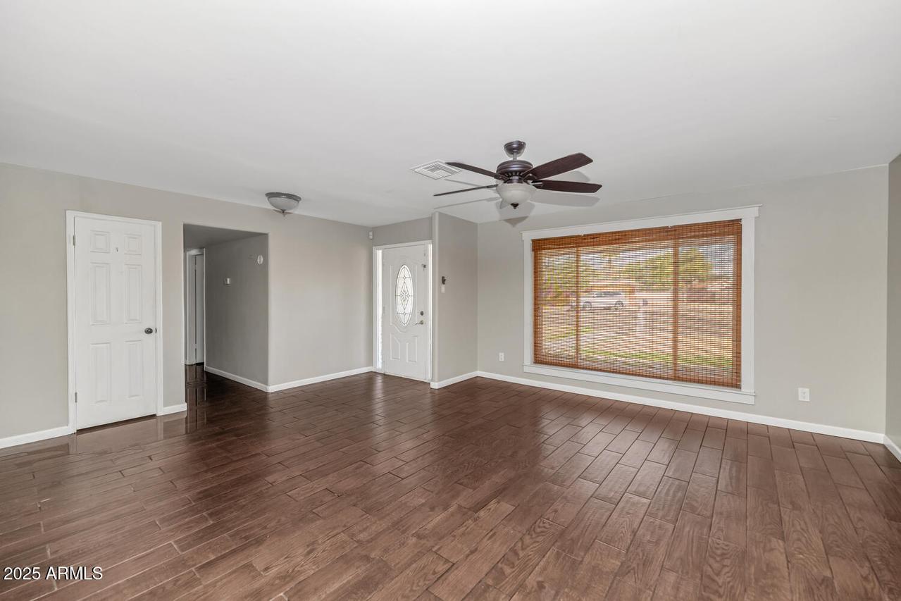 4511 W Loma Ln., Glendale, AZ 85302