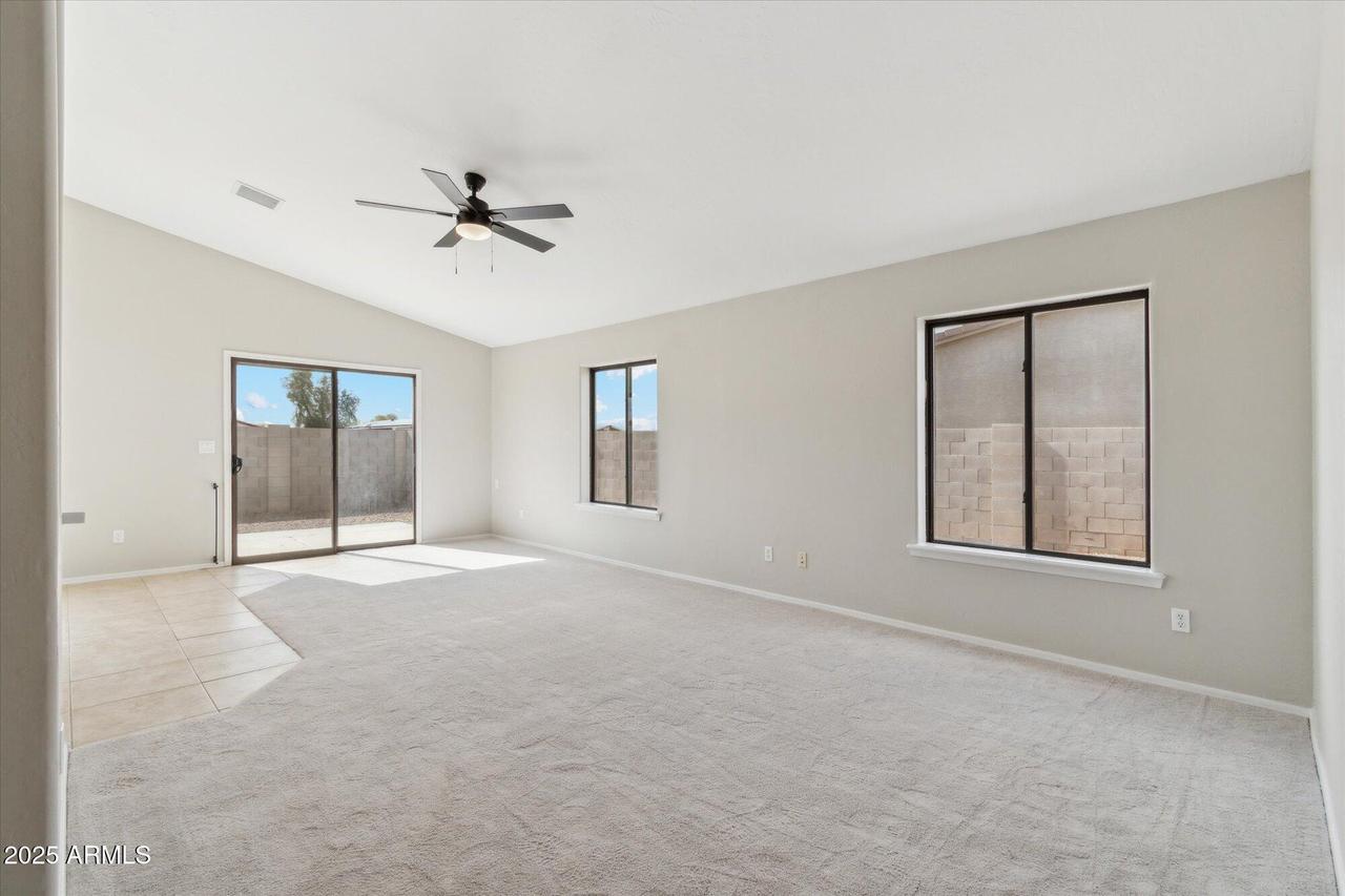 14316 S Diablo Rd., Arizona City, AZ 85123