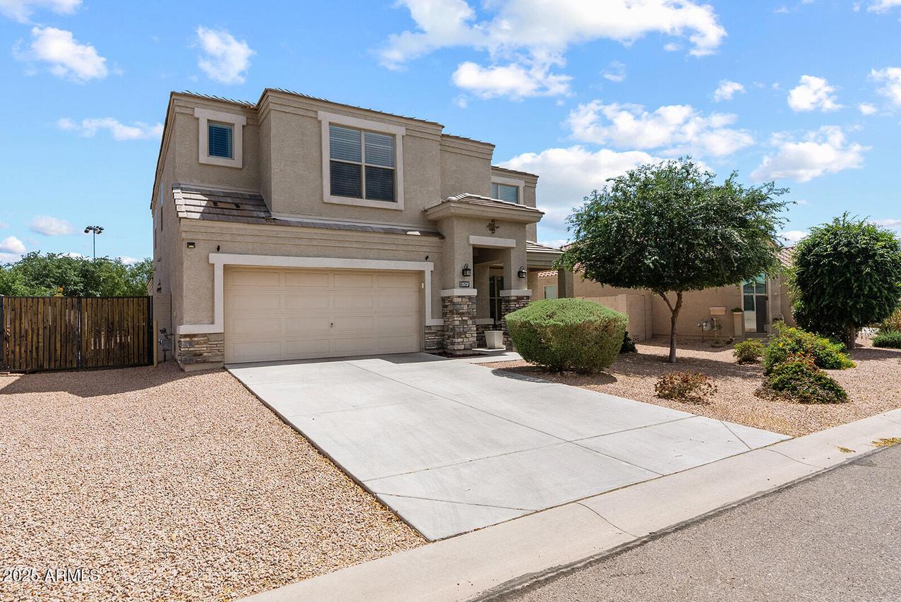 35737 N Loemann Dr., San Tan Valley, AZ 85143
