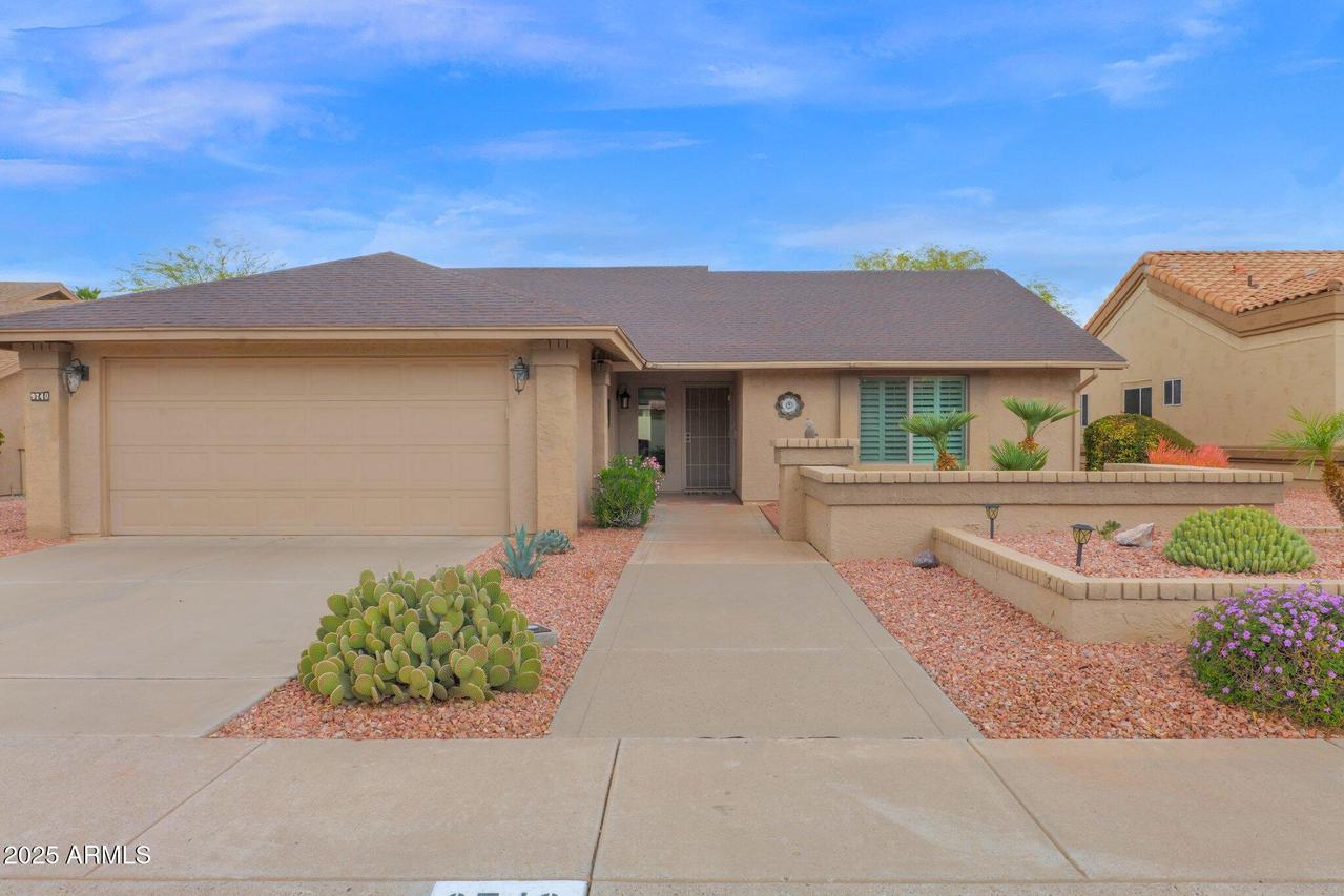 9740 W Rockwood Dr., Peoria, AZ 85382