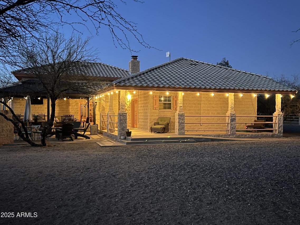 23 E Cloud Rd., Phoenix, AZ 85086
