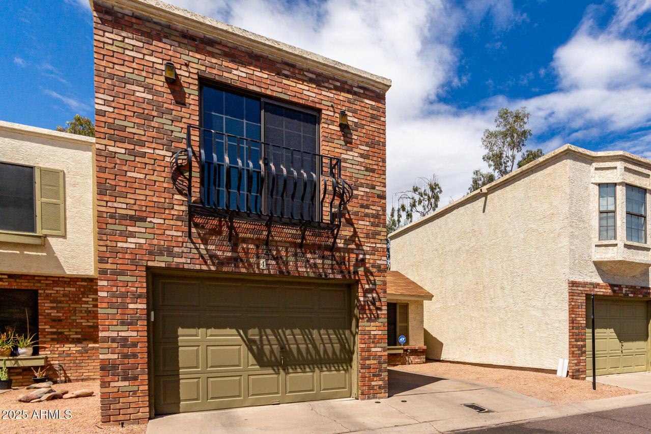 820 W University Dr. #4, Tempe, AZ 85281