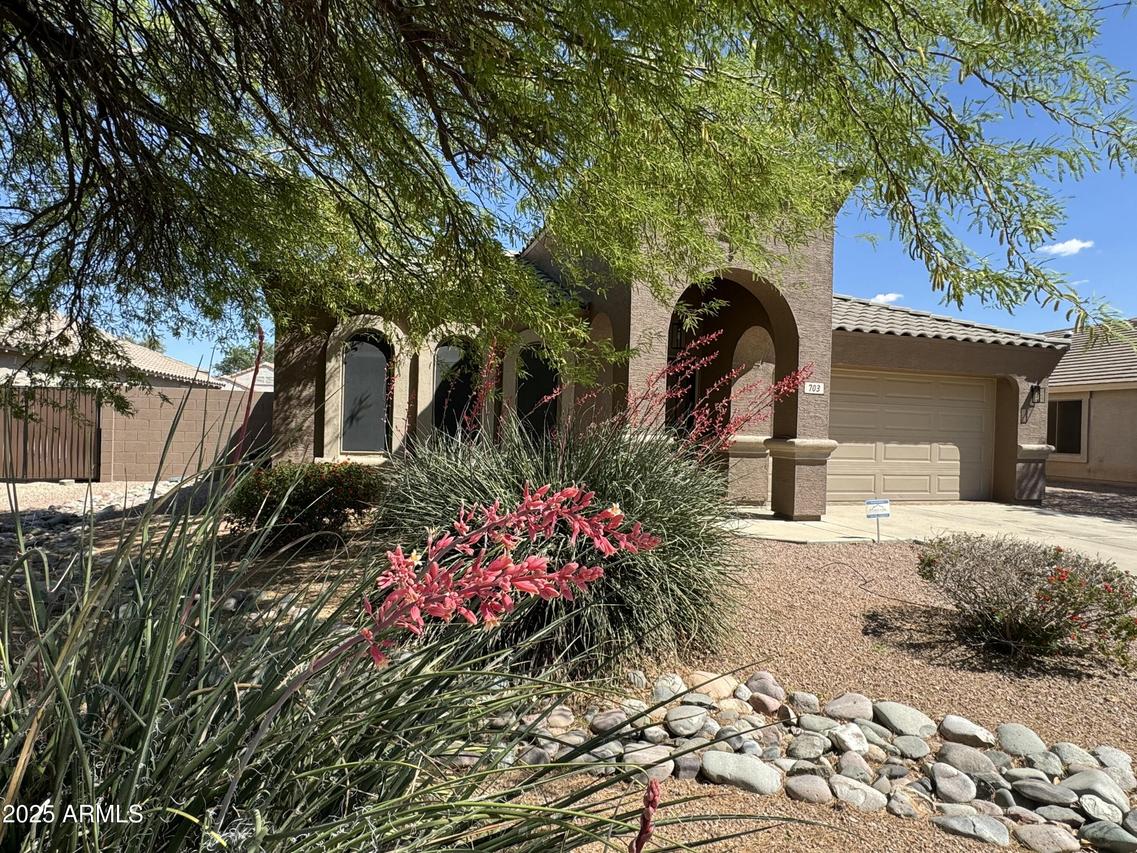 703 E Taylor Tr., San Tan Valley, AZ 85143