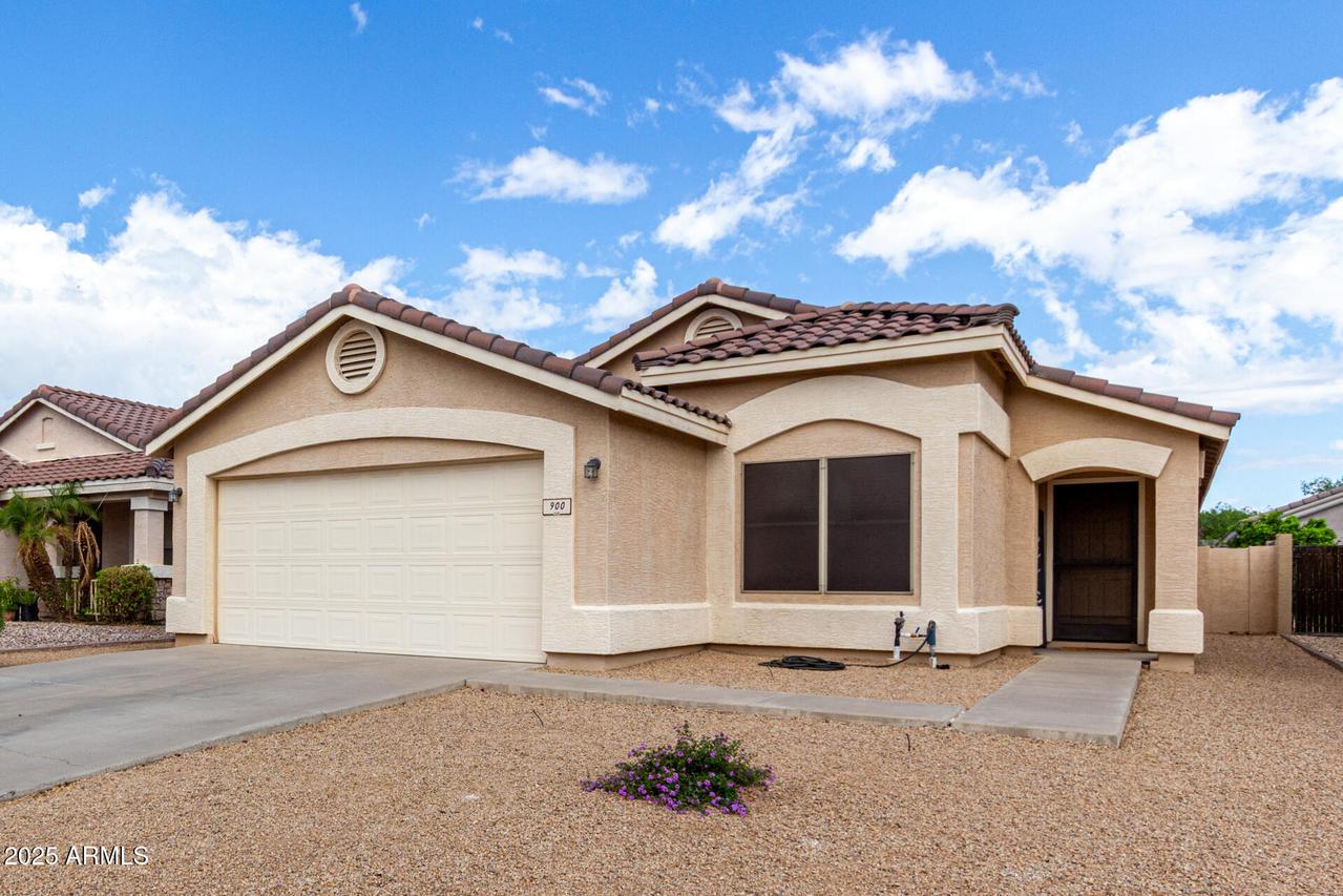 900 E Saratoga St., Gilbert, AZ 85296