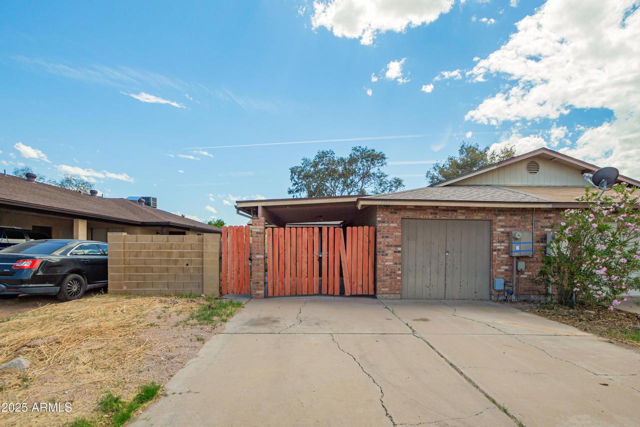 1353 E Hopi Ave., Mesa, AZ 85204