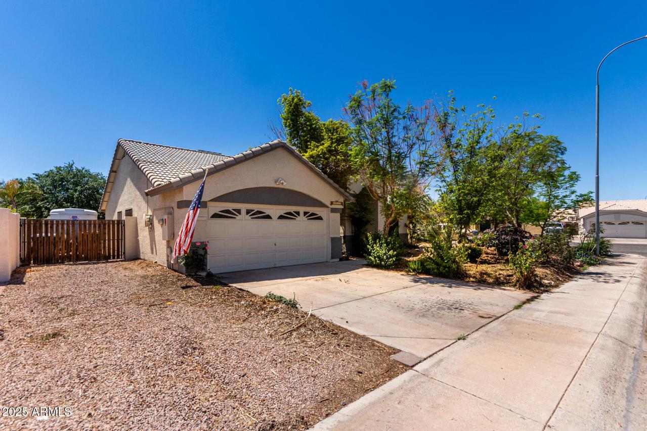 1915 E Golden Ct., Chandler, AZ 85225