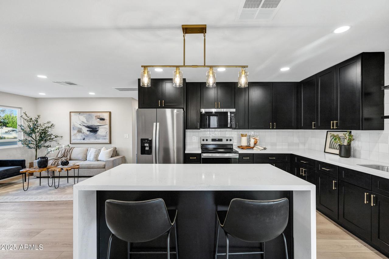 7149 E Jensen St., Mesa, AZ 85207